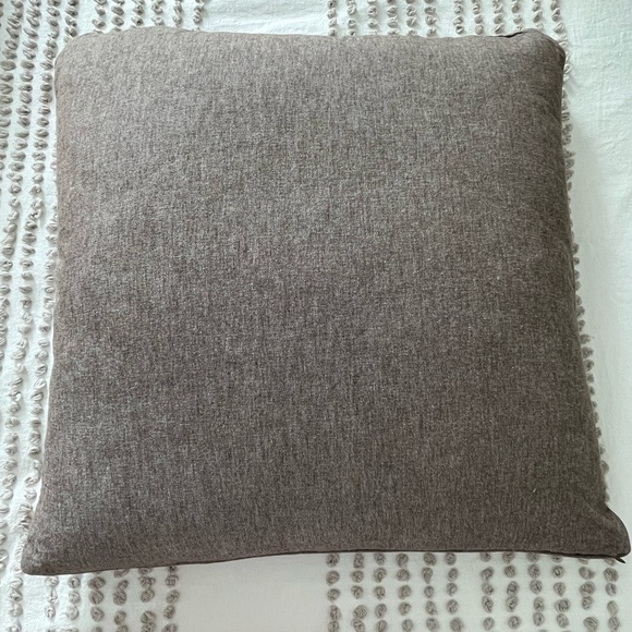 Ralph Lauren 100% Cotton Euro Pillows Feather Inserts 26x26 Neutral Set of 2 - Picture 5 of 10